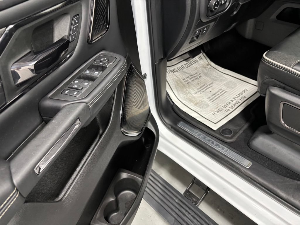 Used 2026 RAM 1500 Limited AWD/4WD image 9