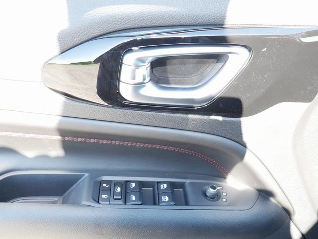 New 2026 Jeep Compass Trailhawk w/ Sun, Sound & Navigation Group image 9