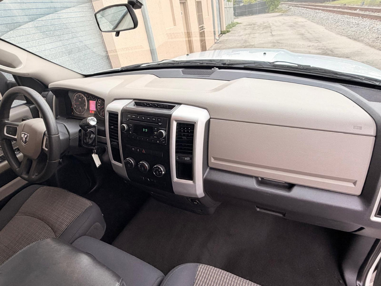 Used 2010 Dodge Ram 1500 Truck SLT image 18