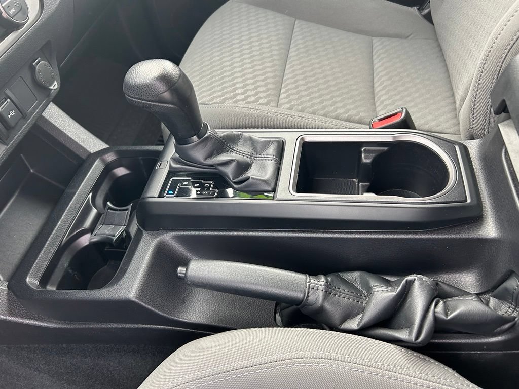 Used 2023 Toyota Tacoma SR AWD/4WD image 17