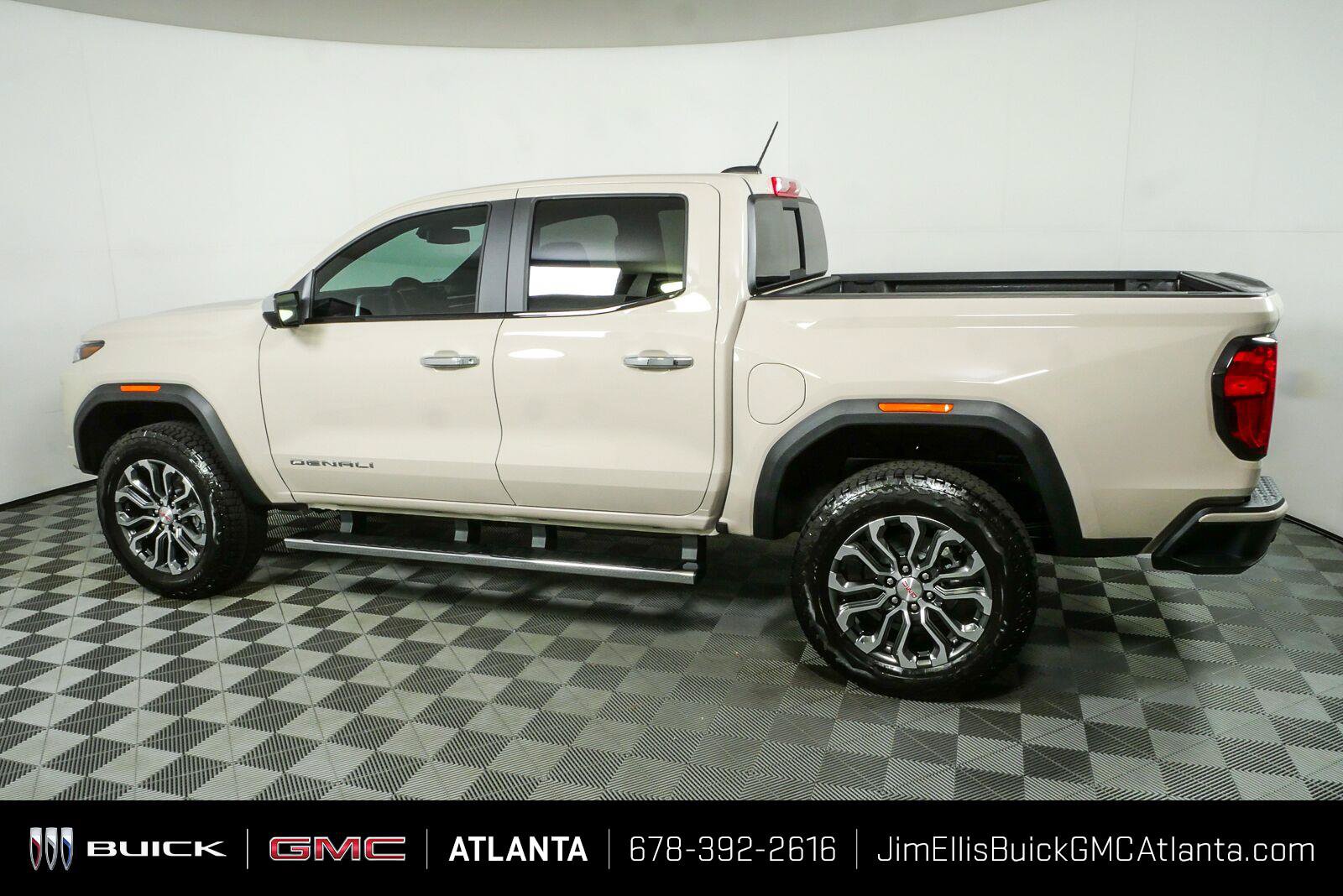 New 2026 GMC Canyon Denali AWD/4WD image 30