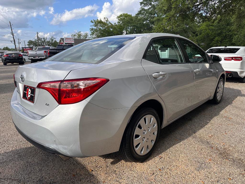 Used 2019 Toyota Corolla LE FWD image 3