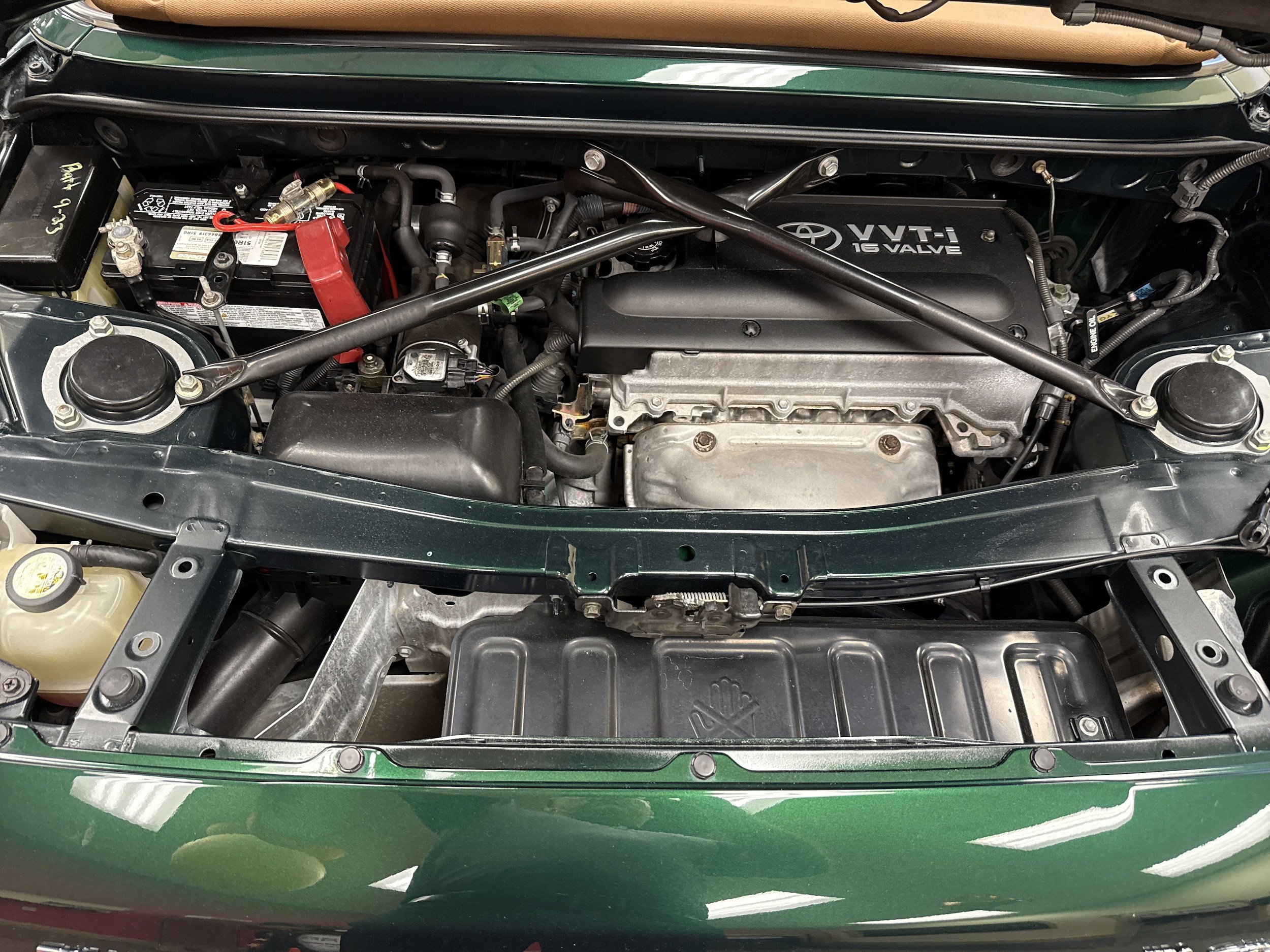 Used 2002 Toyota MR2 image 25