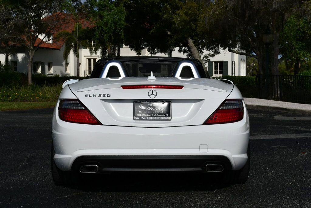 Used 2015 Mercedes-Benz SLK 350 image 38