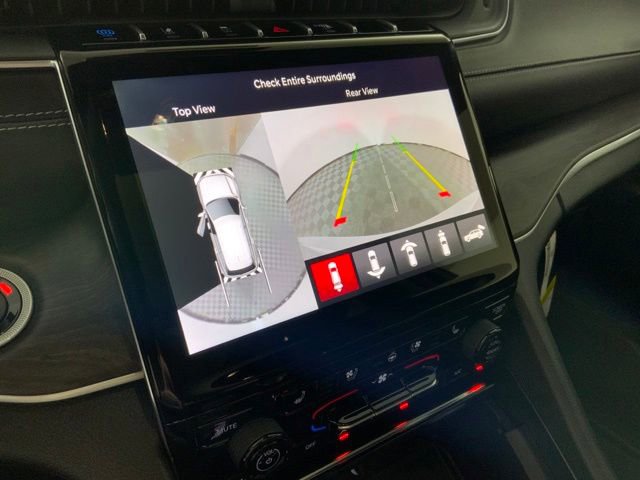 Used 2024 Jeep Grand Cherokee Limited 4xe w/ Luxury Tech Group II image 28