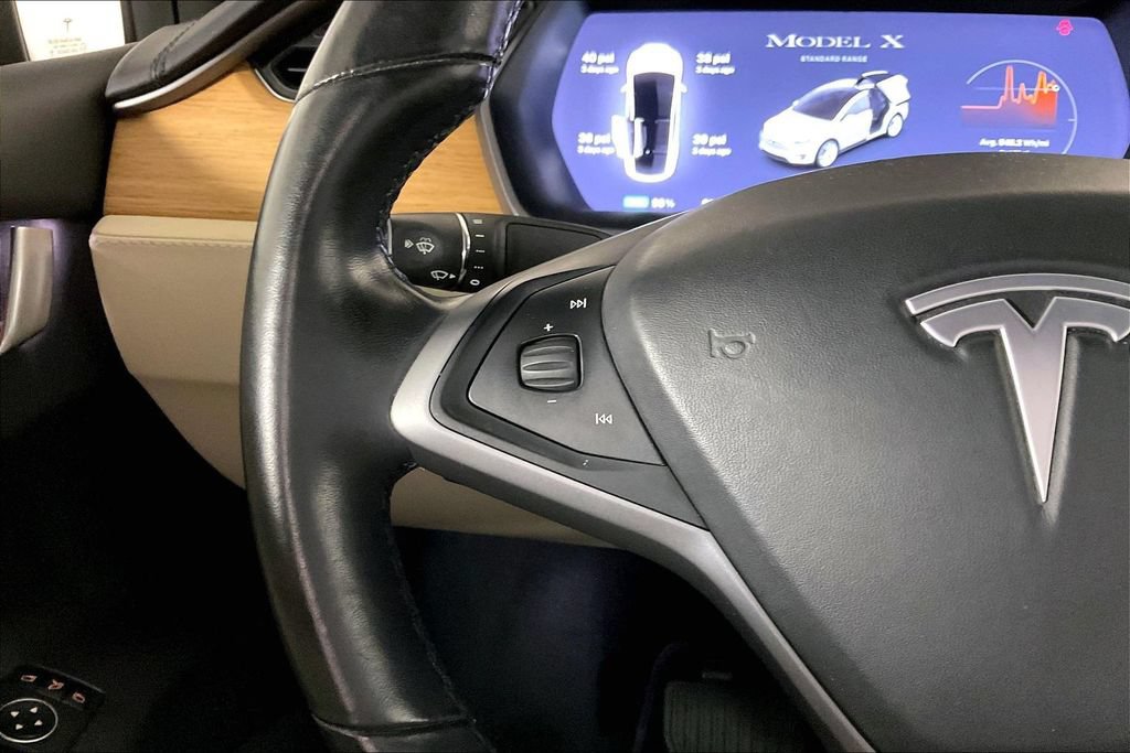 Used 2019 Tesla Model X 75D AWD/4WD image 18