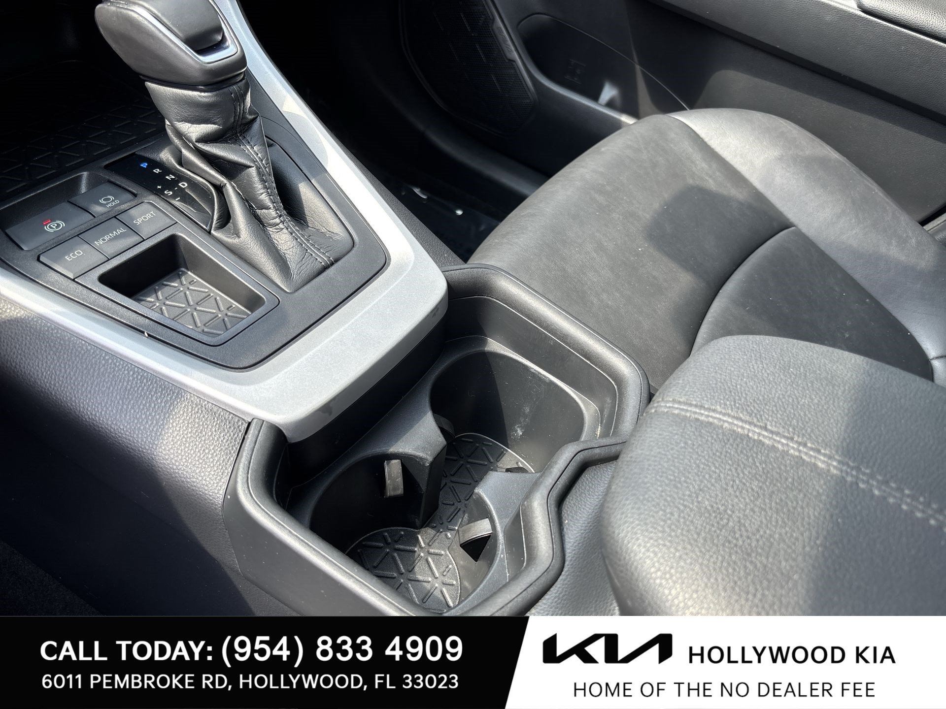 Used 2021 Toyota RAV4 XLE Premium FWD image 22