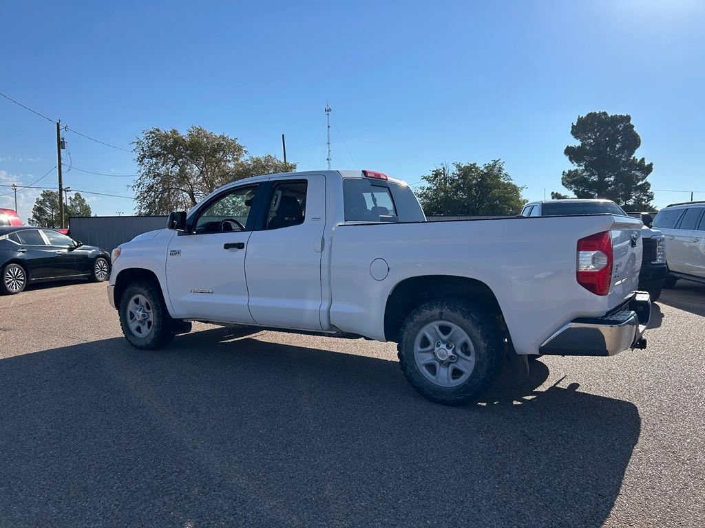 Used 2017 Toyota Tundra SR5 w/ SR5 Upgrade Package AWD/4WD image 9