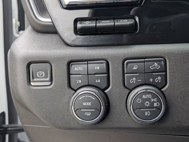 Used 2024 Chevrolet Silverado 2500 High Country w/ Technology Package image 23