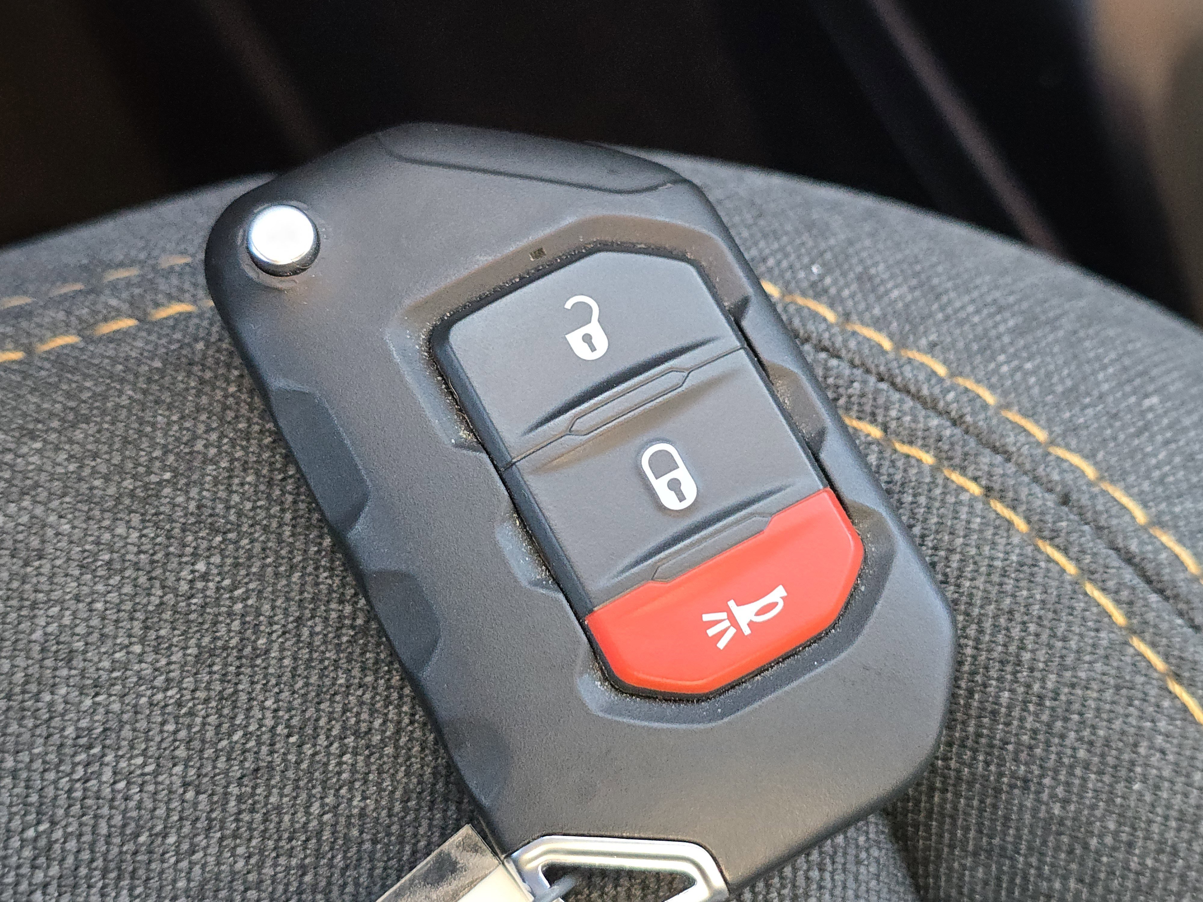 Used 2024 Jeep Gladiator Sport image 27