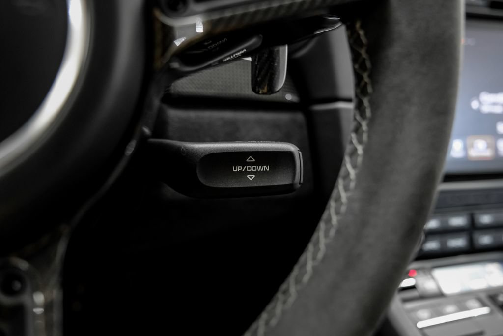 Used 2018 Porsche 911 GT2 RS RWD image 19