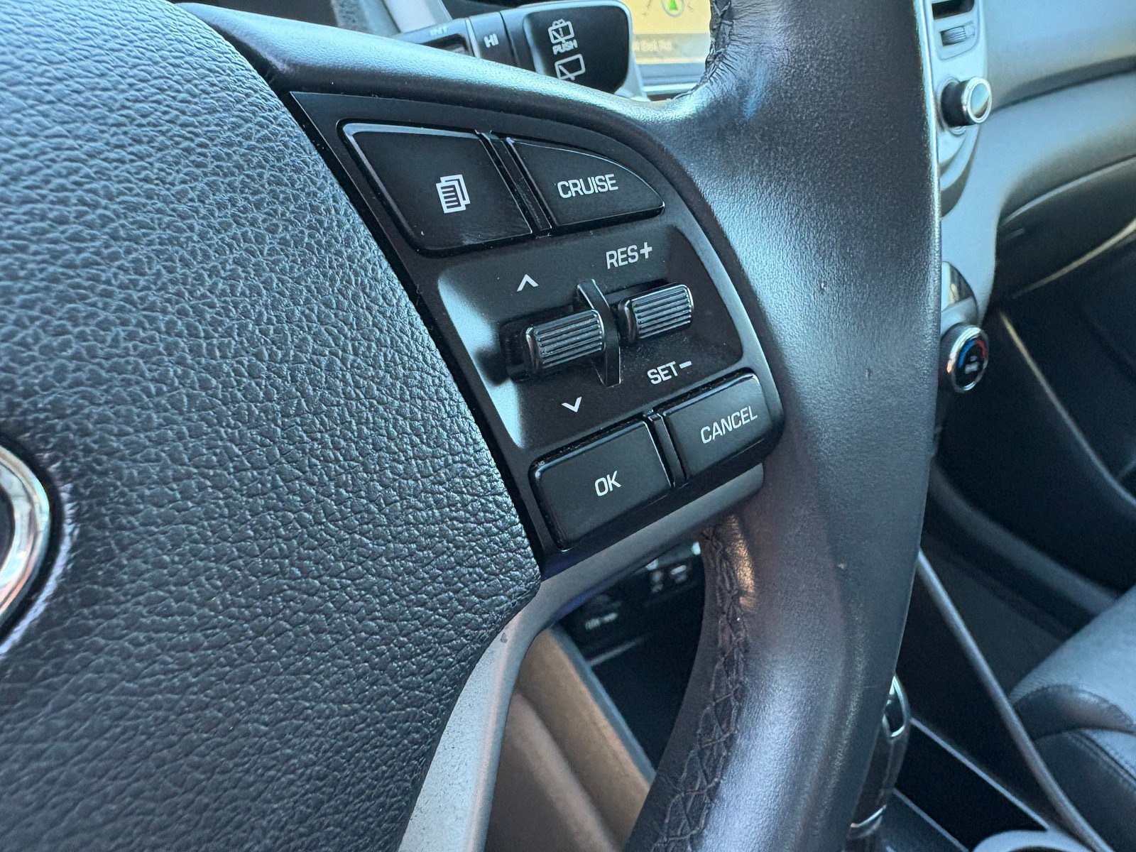 Used 2016 Hyundai Tucson Limited w/ Option Group 03 FWD image 20
