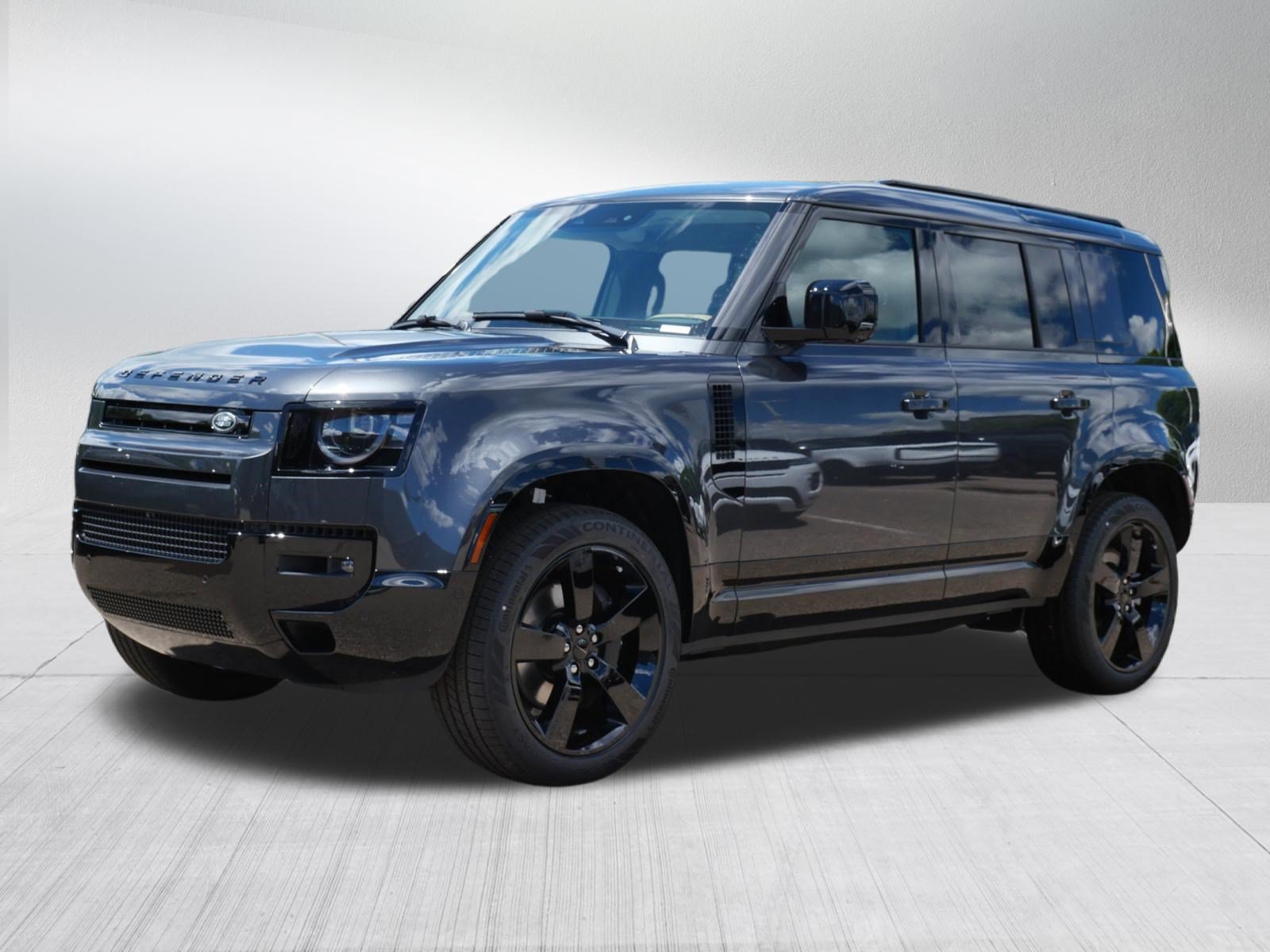 New 2026 Land Rover Defender 110 X-Dynamic SE AWD/4WD image 1