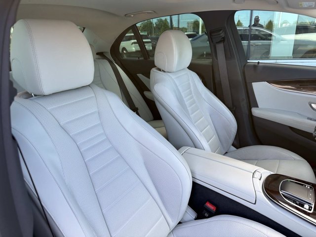 Used 2023 Mercedes-Benz E 350 Sedan image 18