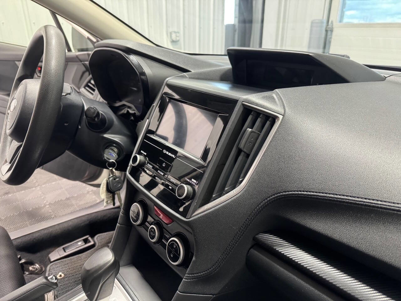 Used 2022 Subaru Crosstrek 2.0i AWD/4WD image 17