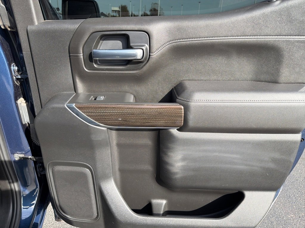 Used 2021 Chevrolet Silverado 1500 RST image 15