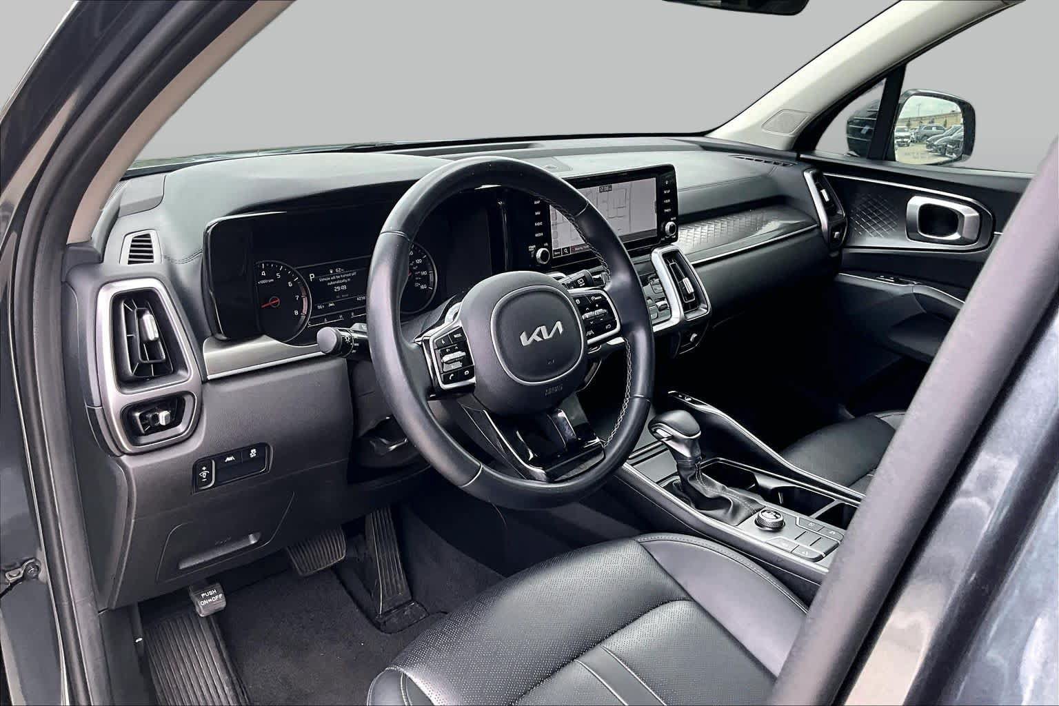 Certified 2023 Kia Sorento S w/ Panoramic Sunroof Package FWD image 16