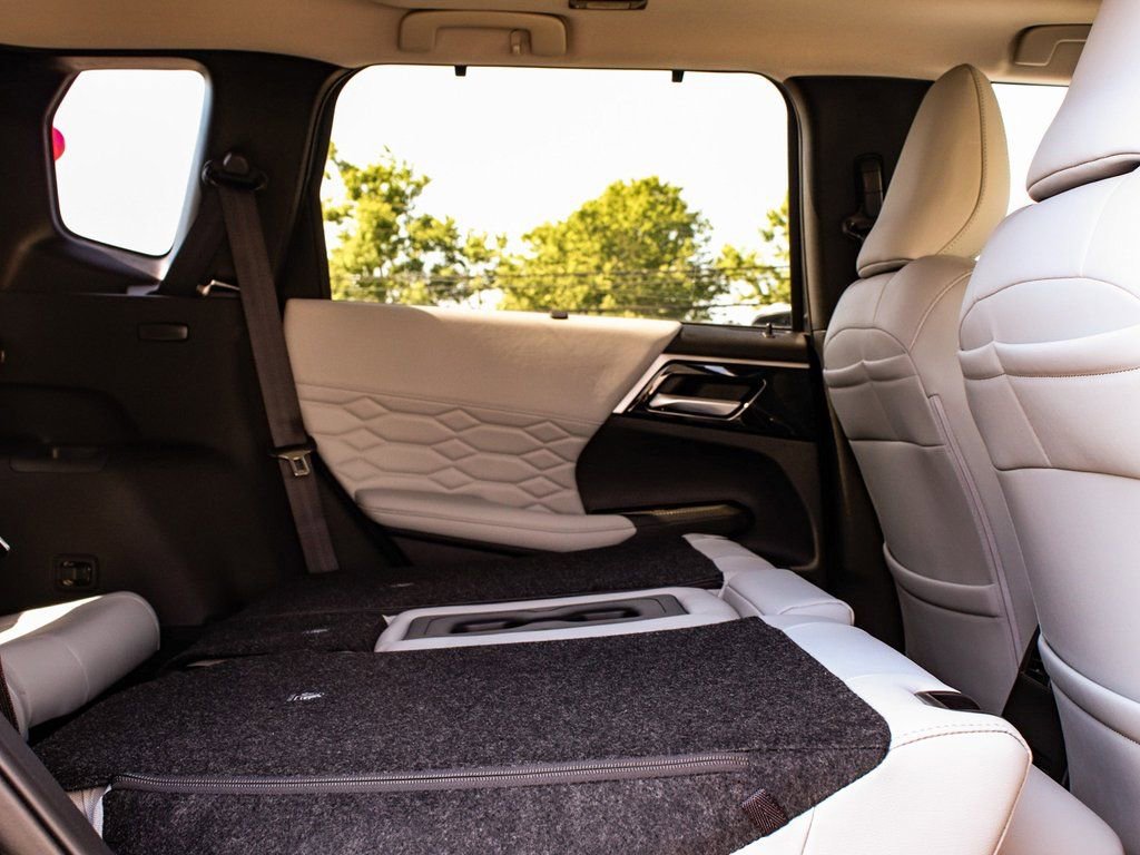 New 2025 Mitsubishi Outlander SEL image 40