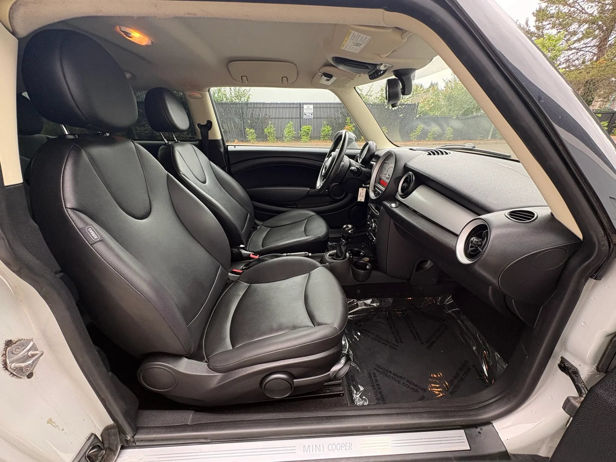 Used 2014 MINI Cooper Clubman FWD image 20