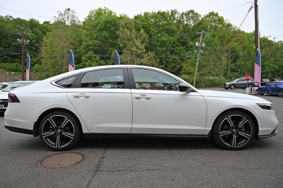 Used 2025 Honda Accord Sport image 6