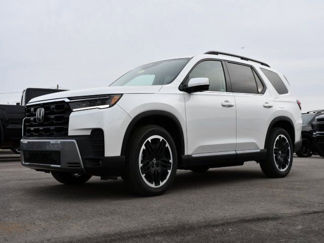 New 2026 Honda Pilot Touring image 3