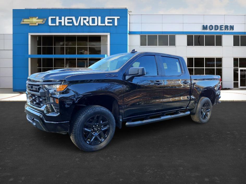 New 2026 Chevrolet Silverado 1500 Custom Trail Boss w/ Turbomax Blackout Package