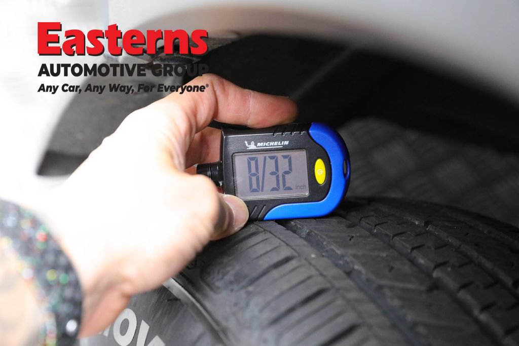 Used 2020 Toyota RAV4 LE w/ All Weather Liner Package AWD/4WD image 27