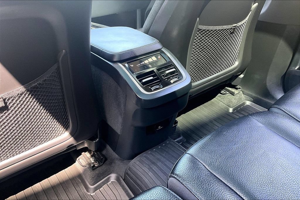 Certified 2023 Volvo XC90 B6 Core w/ Protection Package Premier AWD/4WD image 31