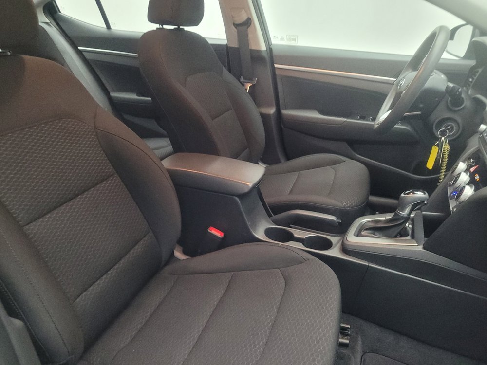 Used 2019 Hyundai Elantra SE w/ Cargo Package FWD image 21