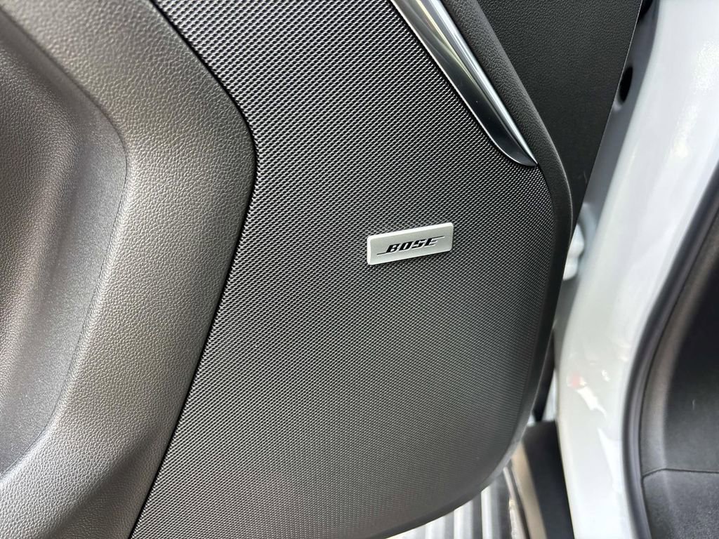 New 2026 GMC Yukon XL Denali w/ Sun & Power Step Package image 11