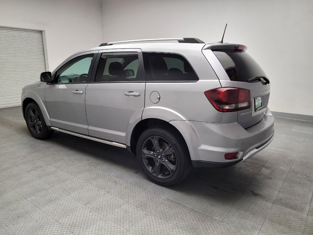 Used 2020 Dodge Journey Crossroad FWD image 3