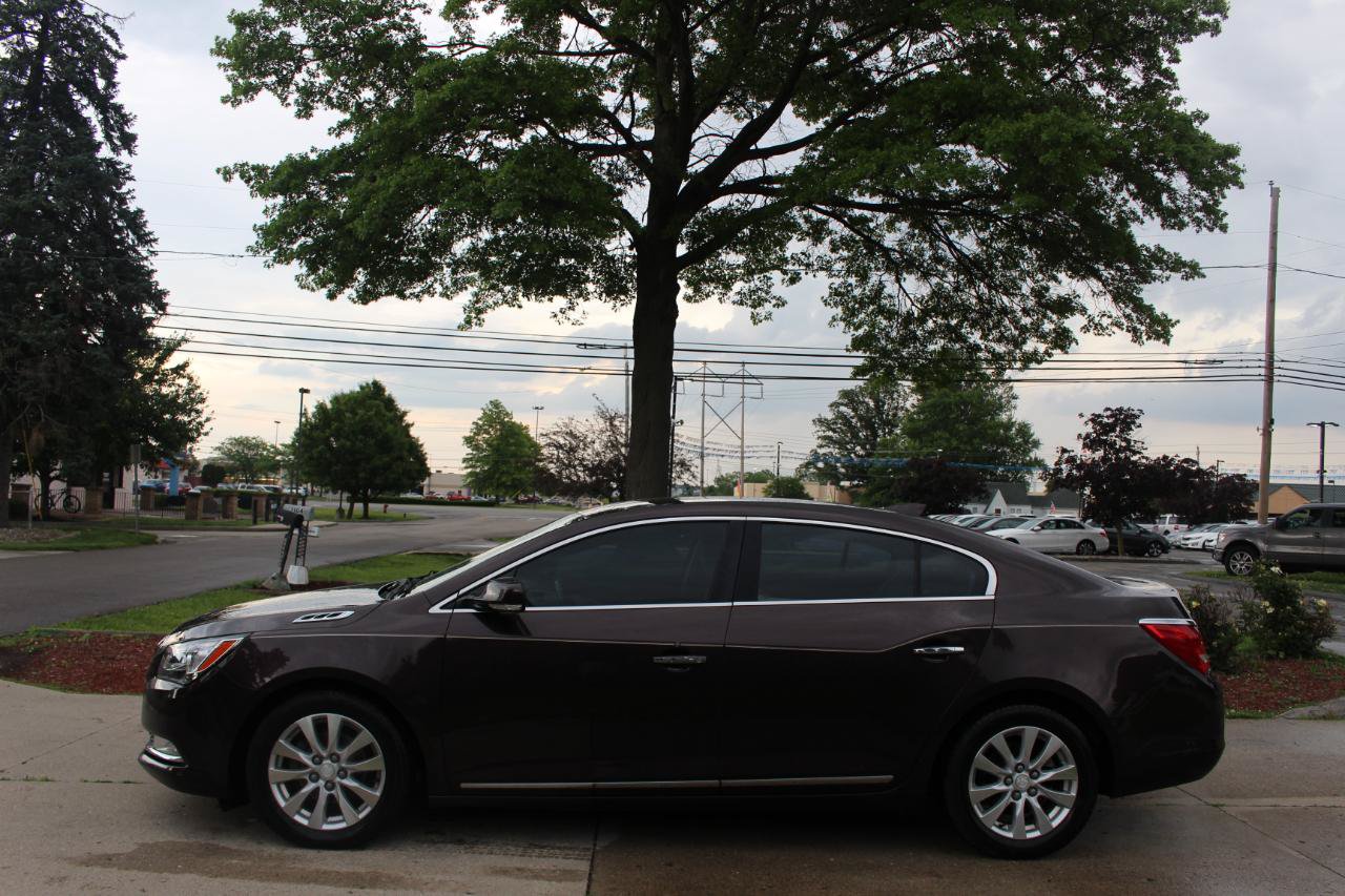 Used 2015 Buick LaCrosse Leather FWD image 6