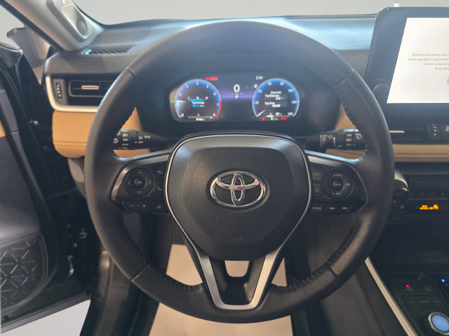 Used 2025 Toyota RAV4 Limited AWD/4WD image 15