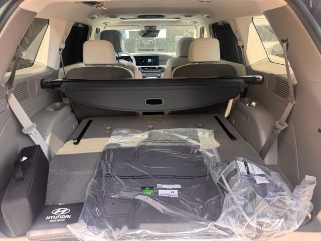 New 2026 Hyundai Palisade SEL Premium FWD image 16