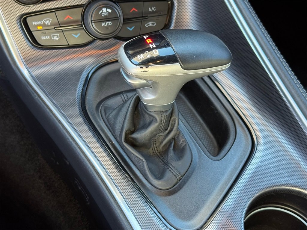 Used 2015 Dodge Challenger SXT Plus w/ Technology Group image 29