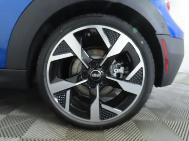 New 2026 MINI Cooper S image 38