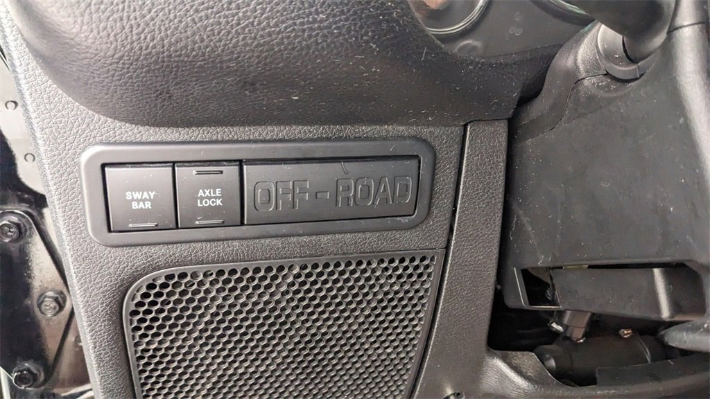 Used 2014 Jeep Wrangler Unlimited Rubicon w/ Connectivity Group image 21