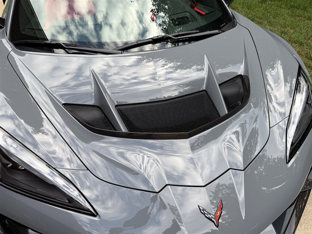 Used 2025 Chevrolet Corvette ZR1 w/ ZR1 Carbon Fiber Aero Package image 17