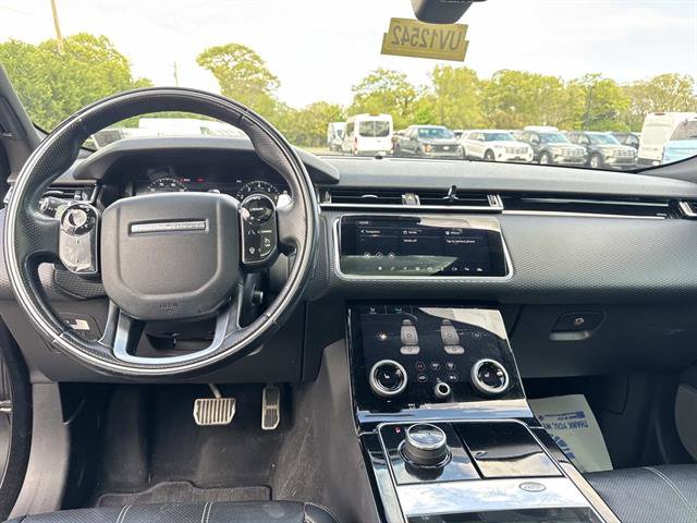 Used 2018 Land Rover Range Rover Velar R-Dynamic SE AWD/4WD image 10