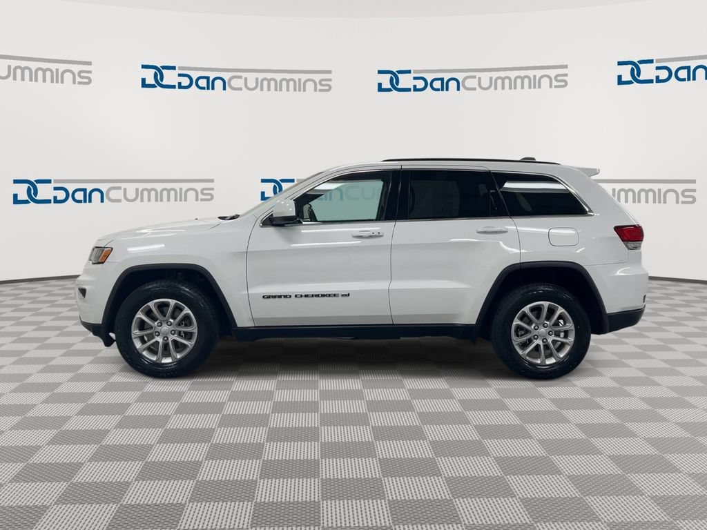 Used 2022 Jeep Grand Cherokee Laredo X AWD/4WD image 5