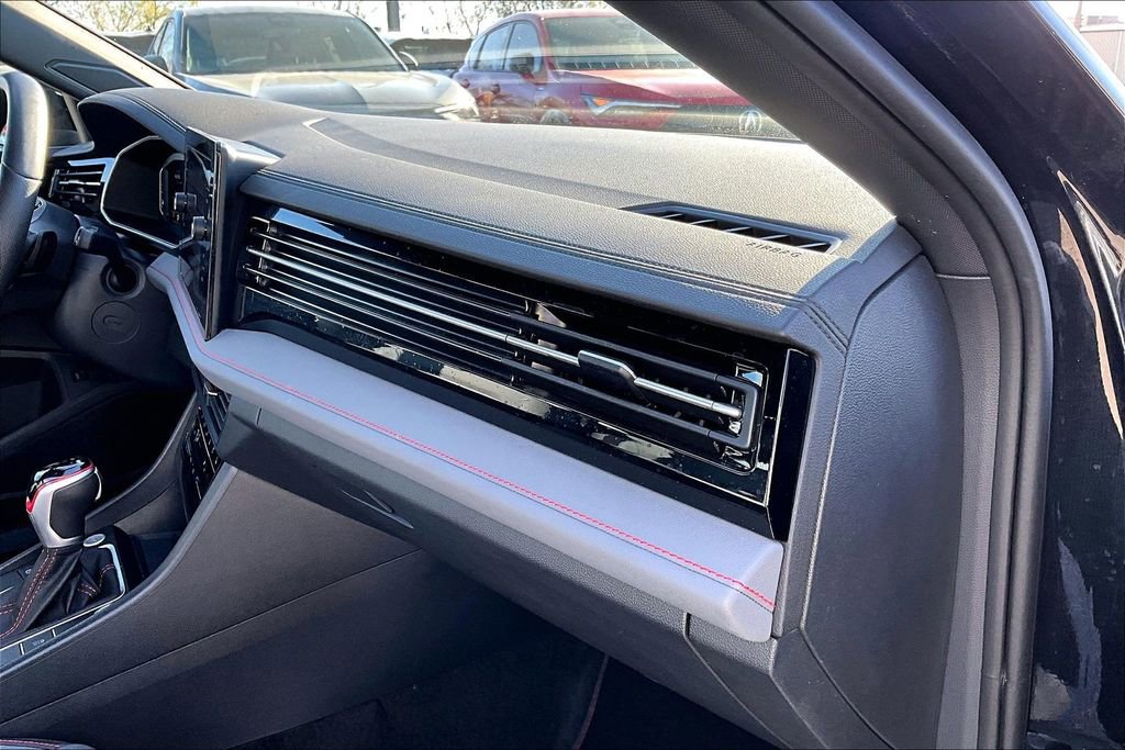 Used 2025 Volkswagen Jetta GLI Autobahn image 21