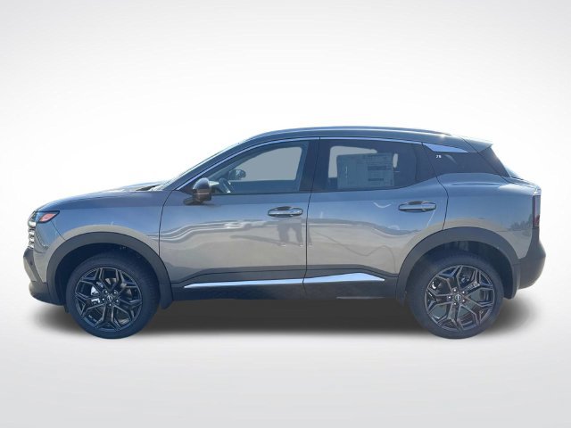 New 2027 Nissan Kicks SR FWD image 6