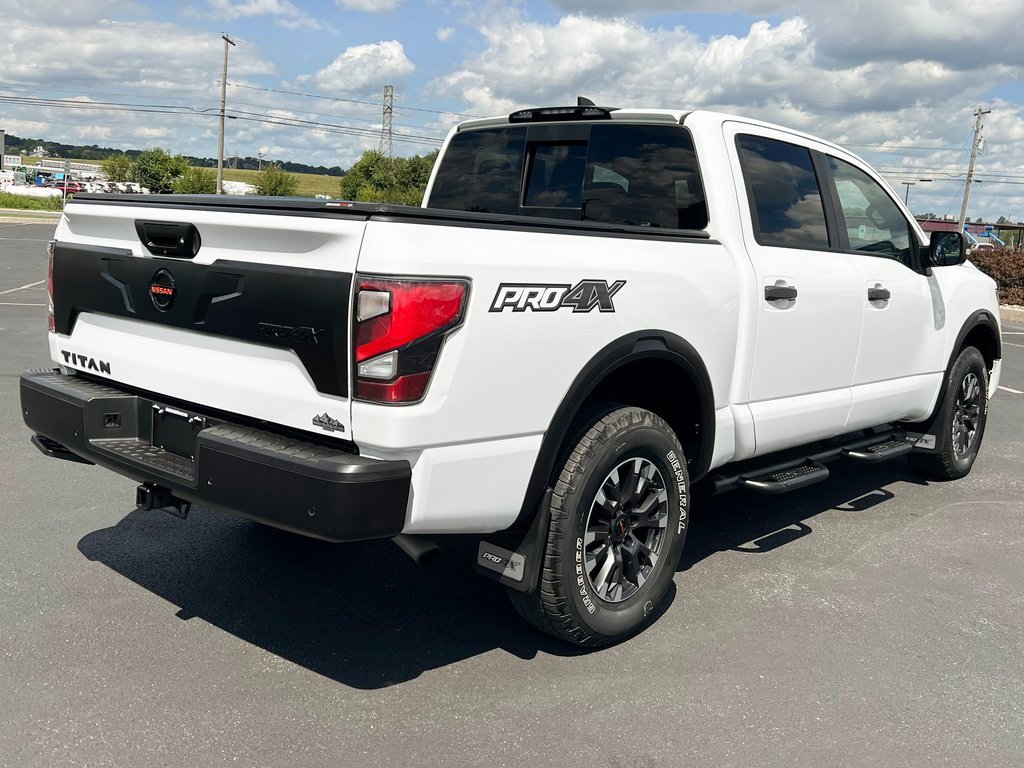 Used 2022 Nissan Titan PRO-4X w/ Pro-4x Convenience Package image 8