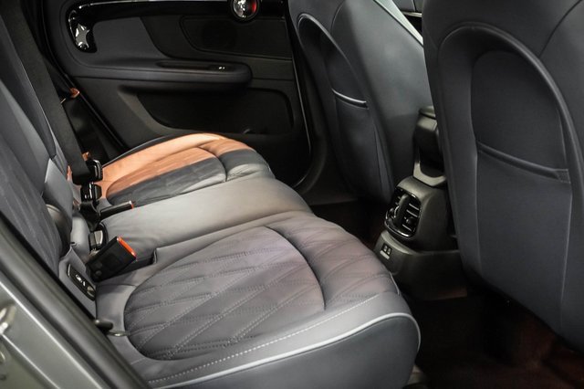 Used 2022 MINI Cooper Countryman S w/ Premium Package image 23
