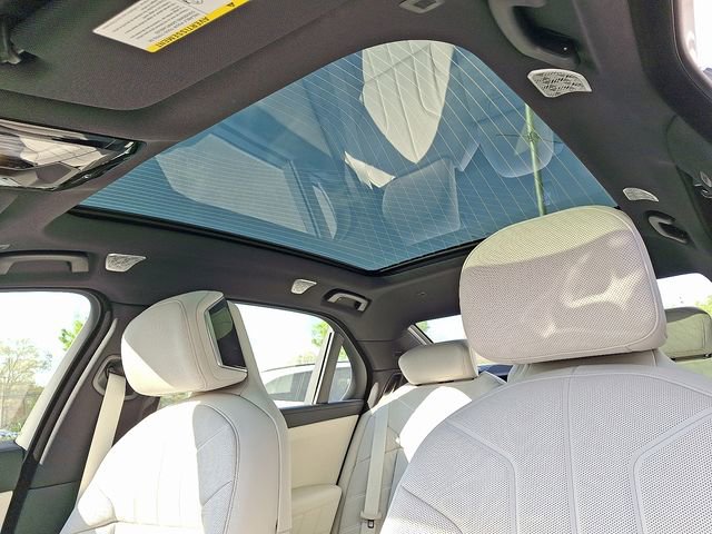 New 2026 BMW i7 xDrive60 w/ Executive Package image 13