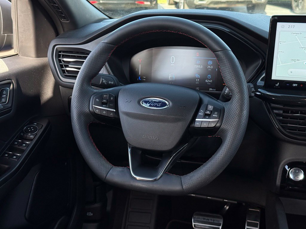 Used 2023 Ford Escape ST-Line w/ Tech Pack #1 FWD image 7