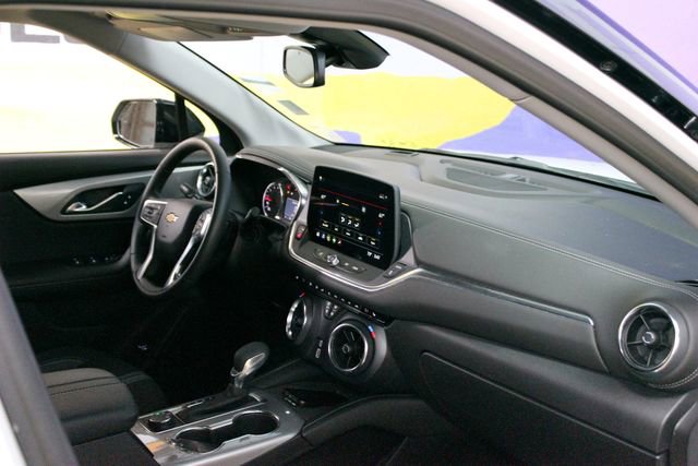 Used 2024 Chevrolet Blazer LT w/ Convenience Package AWD/4WD image 12