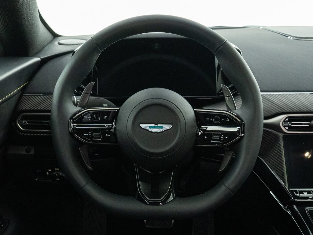 Used 2026 Aston Martin V8 Vantage Coupe RWD image 23