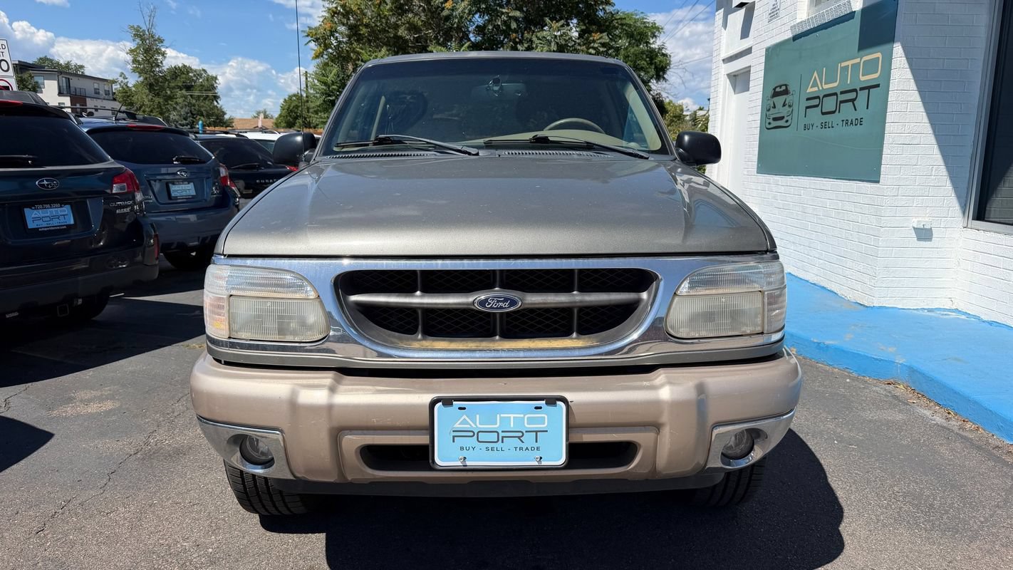 Used 2001 Ford Explorer Eddie Bauer AWD/4WD image 5