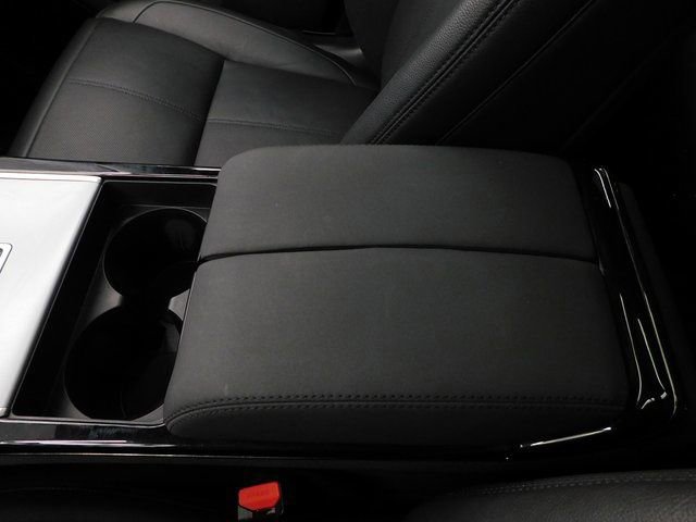 Used 2024 Land Rover Range Rover Velar S image 46